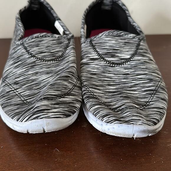 Just Be | Space Dye Slip On Sneakers Size 10 - Picture 2 of 8